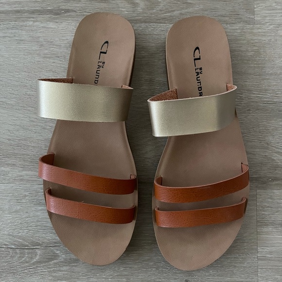 Chinese Laundry Women’s Sandals - Picture 2 of 4